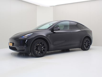 Tesla-Model Y