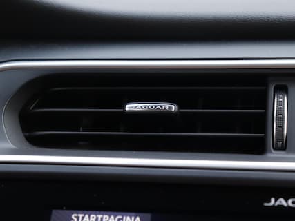 Jaguar-I-Pace