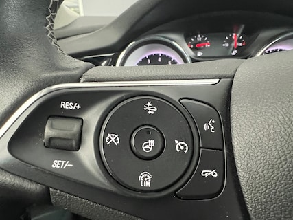 Opel-Insignia