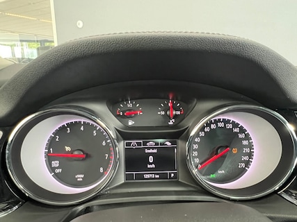 Opel-Insignia