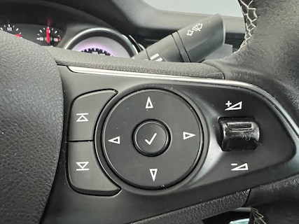 Opel-Insignia