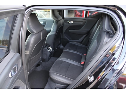 Volvo-XC40
