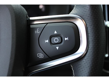 Volvo-XC40
