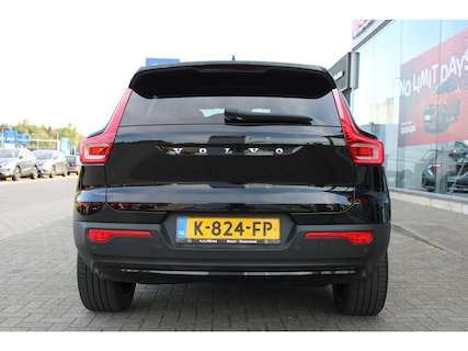 Volvo-XC40