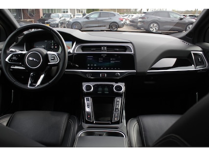 Jaguar-I-Pace