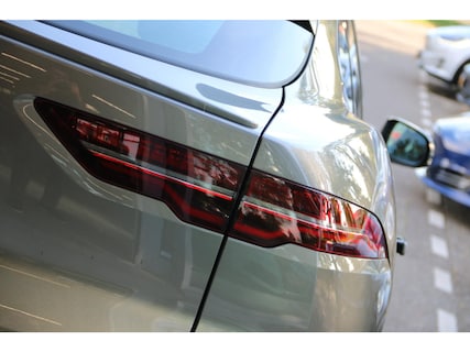 Jaguar-I-Pace