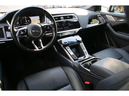Jaguar-I-Pace
