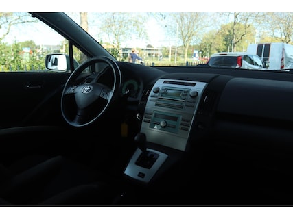Toyota-Corolla Verso