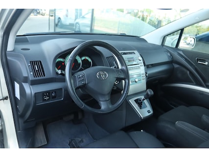 Toyota-Corolla Verso