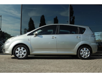 Toyota-Corolla Verso