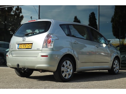 Toyota-Corolla Verso