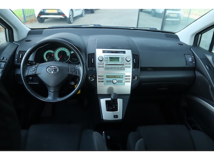 Toyota-Corolla Verso