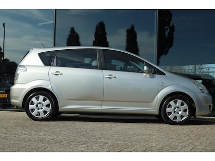 Toyota-Corolla Verso
