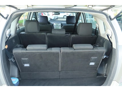 Toyota-Corolla Verso