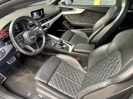 Audi-S5