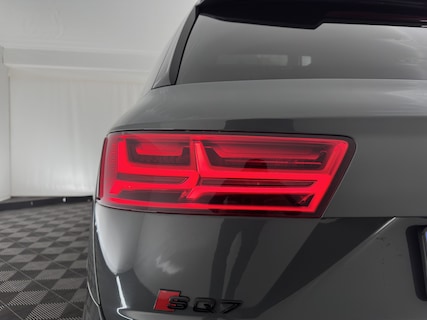 Audi-SQ7