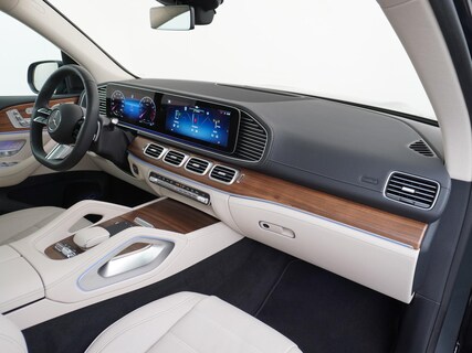 Mercedes-Benz-GLS