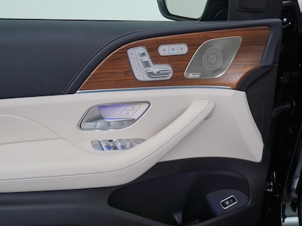 Mercedes-Benz-GLS