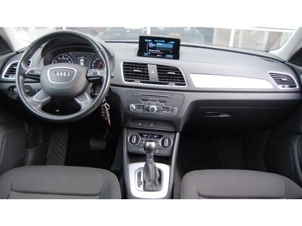 Audi-Q3