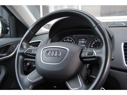 Audi-Q3