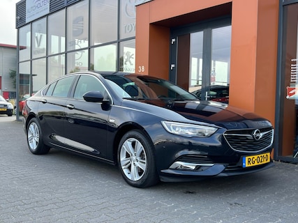 Opel-Insignia