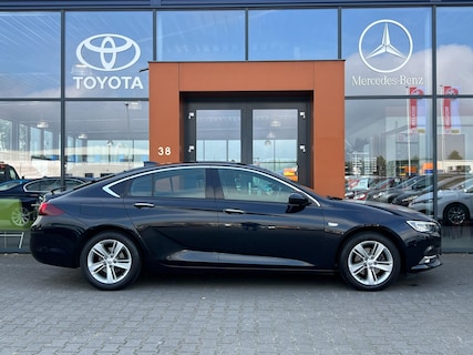 Opel-Insignia