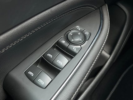 Opel-Insignia