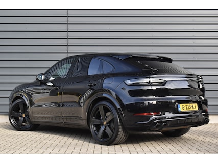 Porsche-Cayenne Coupé
