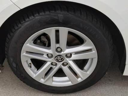Toyota-Corolla