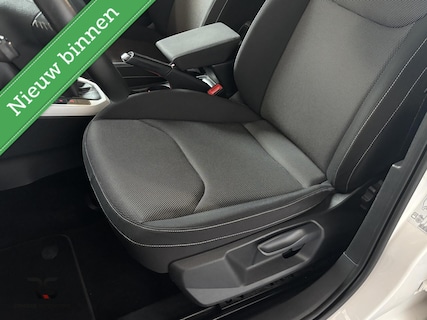 SEAT-Arona