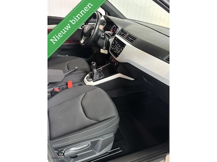 SEAT-Arona