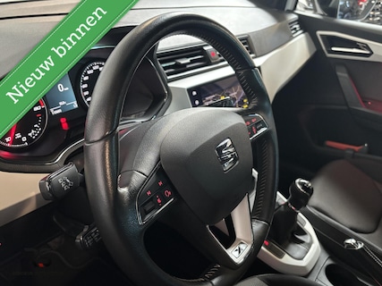 SEAT-Arona