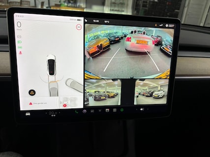 Tesla-Model Y