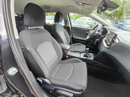 Kia-Ceed