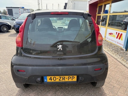 Peugeot-107
