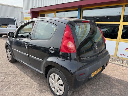Peugeot-107