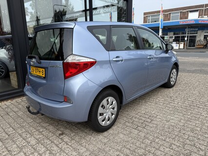 Toyota-Verso-S