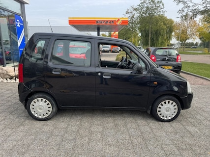 Opel-Agila