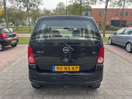 Opel-Agila