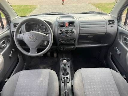 Opel-Agila