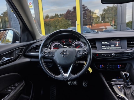 Opel-Insignia