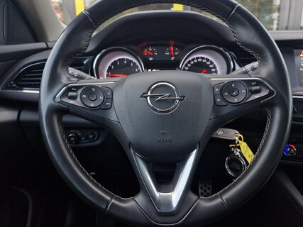 Opel-Insignia