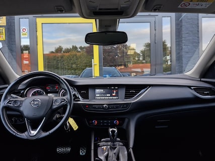 Opel-Insignia