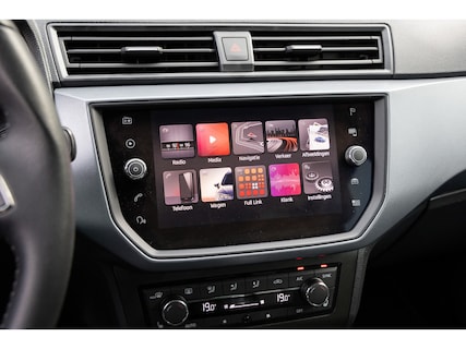 SEAT-Arona