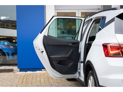 SEAT-Arona