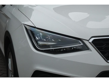 SEAT-Arona