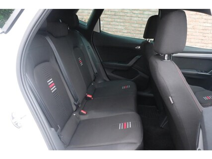 SEAT-Arona
