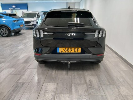 Ford-Mustang Mach-E
