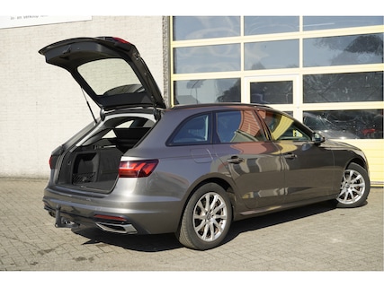 Audi-A4