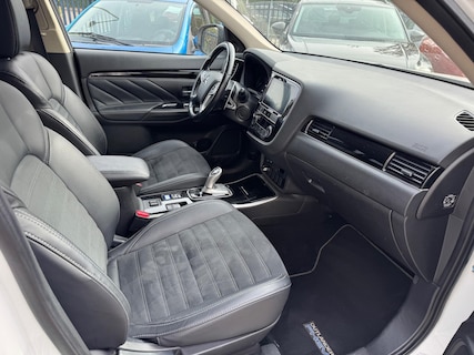 Mitsubishi-Outlander